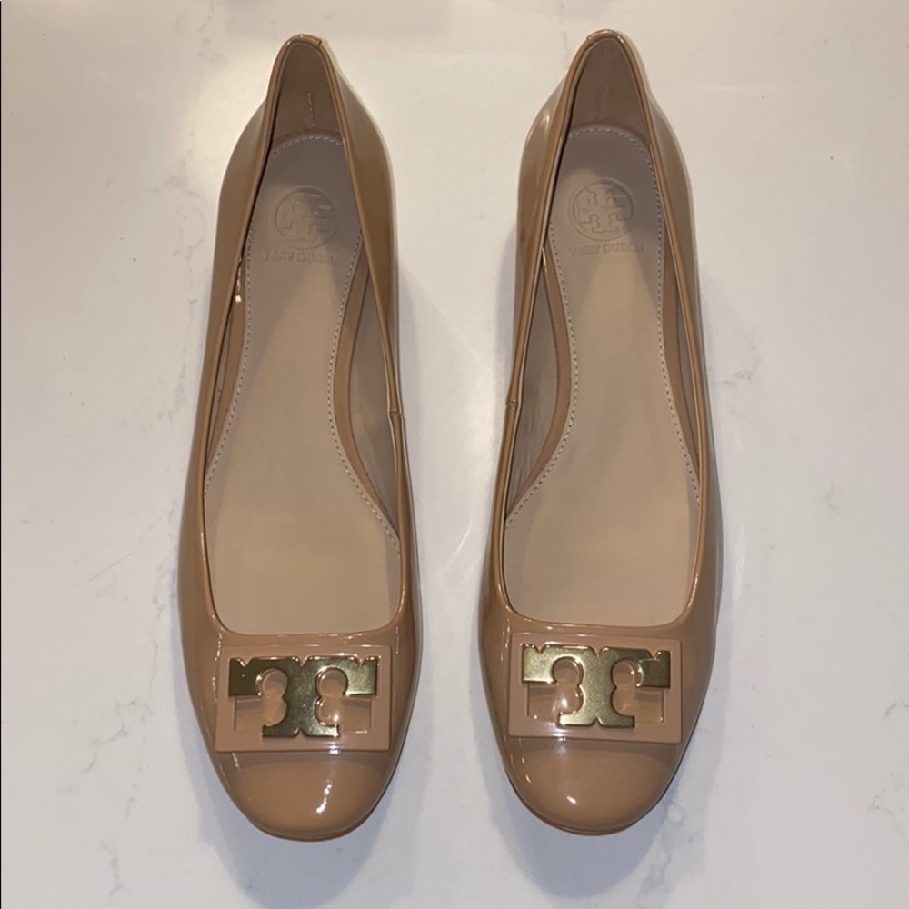 NEW Tory Burch Nude Pump